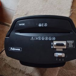Paper Shredder Fellowes