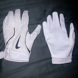 Nike football gloves - White