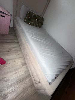 Dos camas twin con con colchón incluido