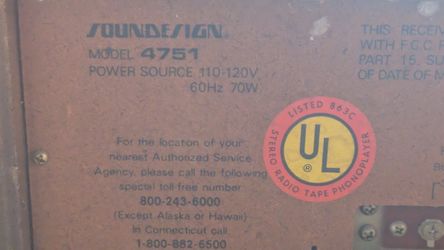 Vintage soundesign AM FM 8 track model 4751