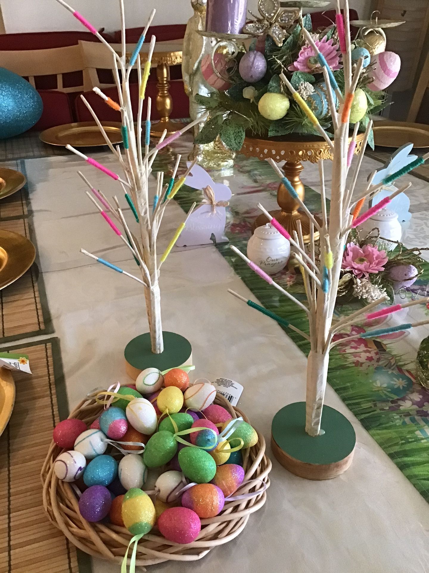 Easter trees For Table Decorations With Glitter Eggs 
