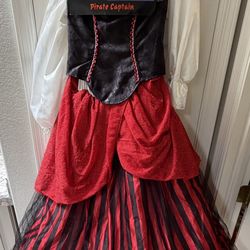 Women’s Halloween Costume - Pirate Captain