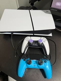 PS5 + 2 Controllers & Headset