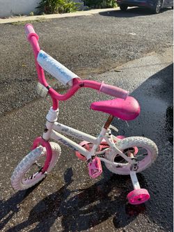 Toddler girl bike