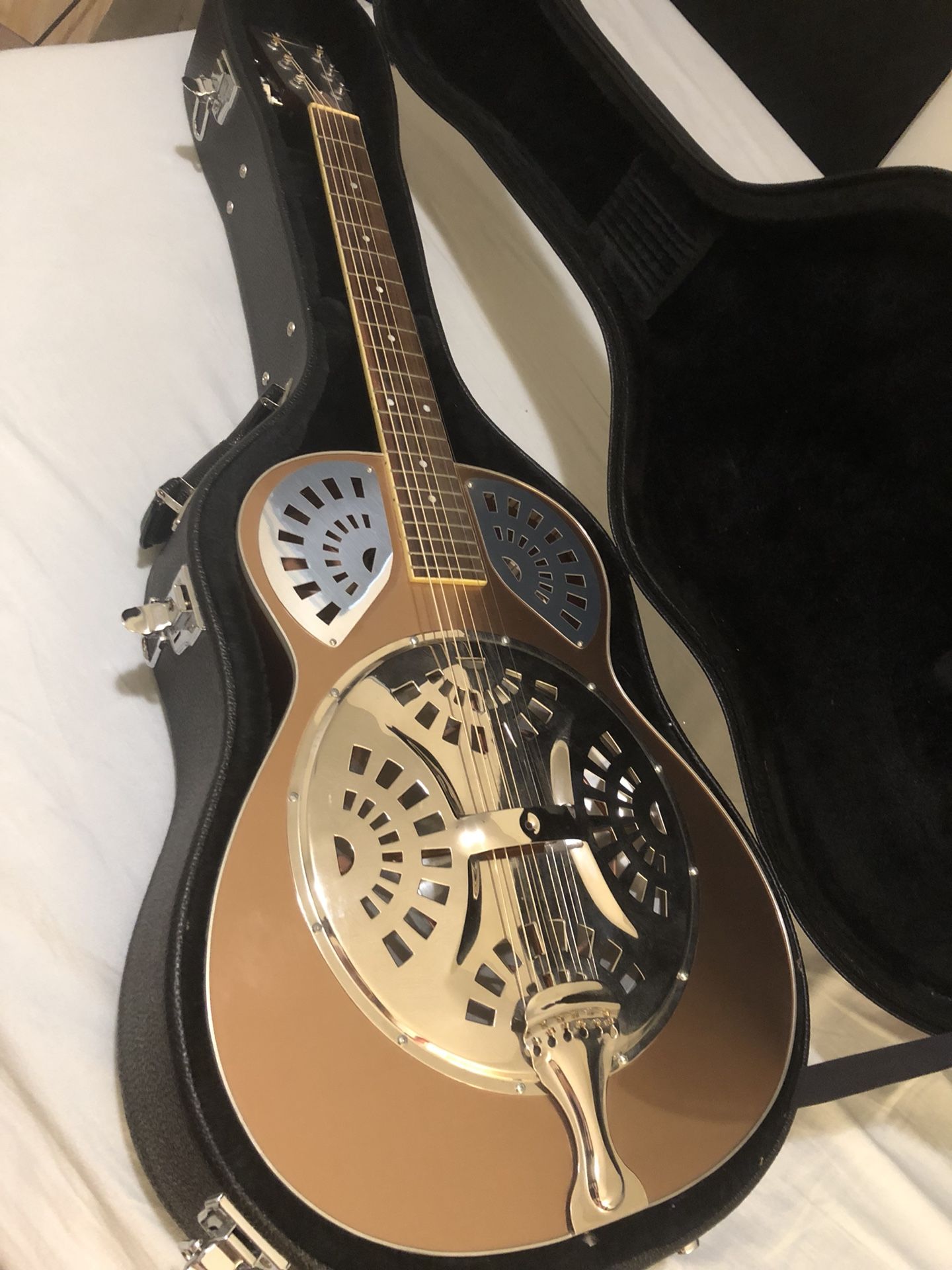 Liberty top resonator guitar