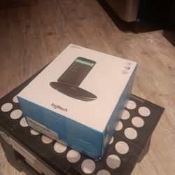 LOGITECH HARMONY HUB (contact info removed)38 Smartphone Home Control! NEW! NOB