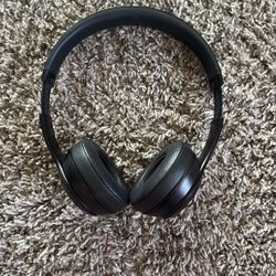 Beats Pro Wireless Headphones