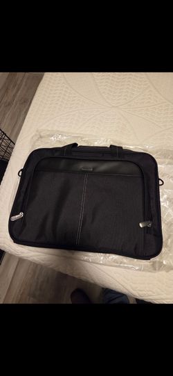 2 Laptop bags