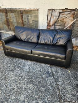 Free NICE Leather sofa