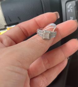 10k white gold natural diamonds size 7 tester welcome