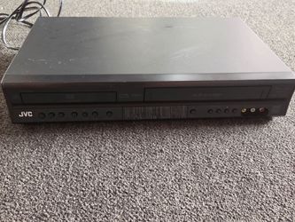 Jvc.   DVD /VCR