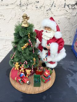 Kirkland Fabric Mache Santa Claus Decorating Christmas Tree