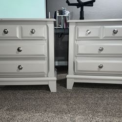 Ashley King Bedroom Set