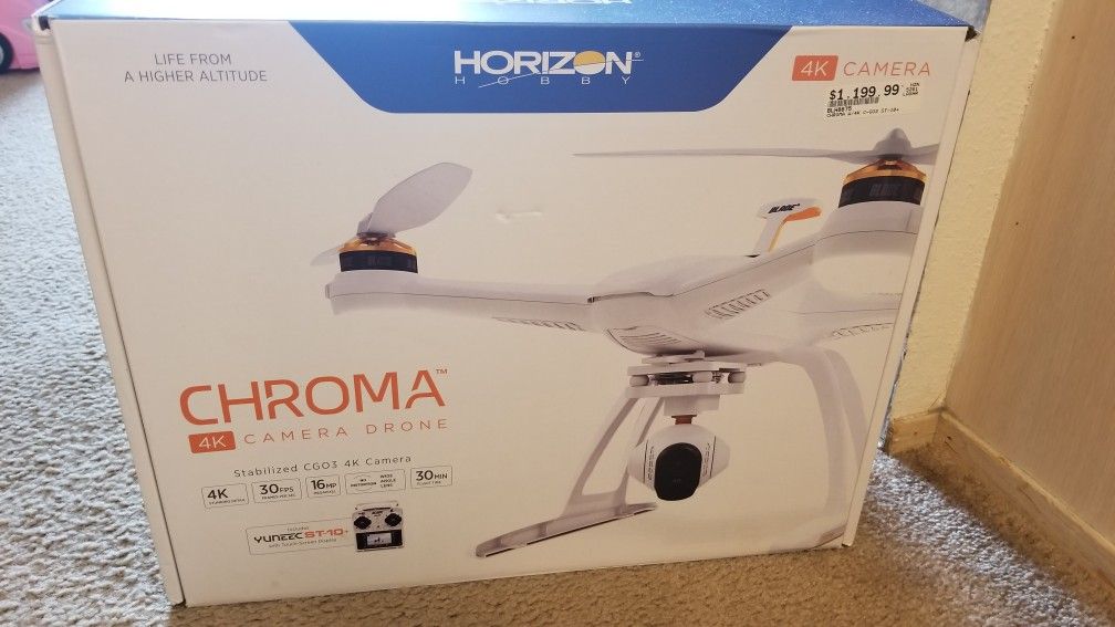 4K Yuneec Chroma Drone W/Extras