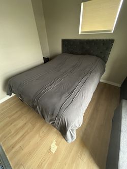 Used/Great Condition Queen Bed - Includes Mattress, Allergy Cover, Bed Frame, Bedding