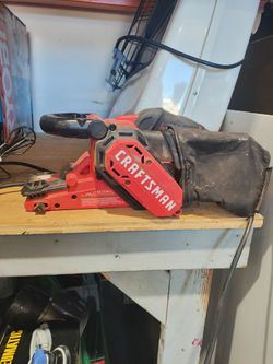 Electric belt sander
