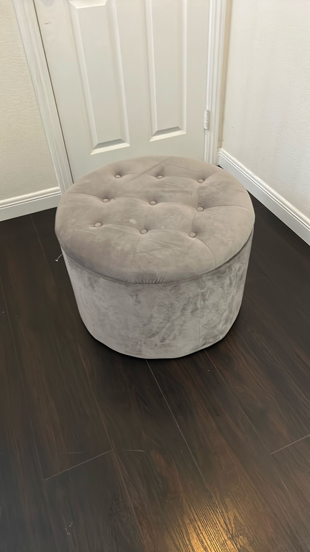 Shoe storage ottoman
