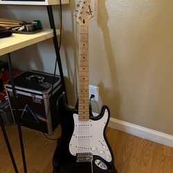 Squier By Fender Stratocaster