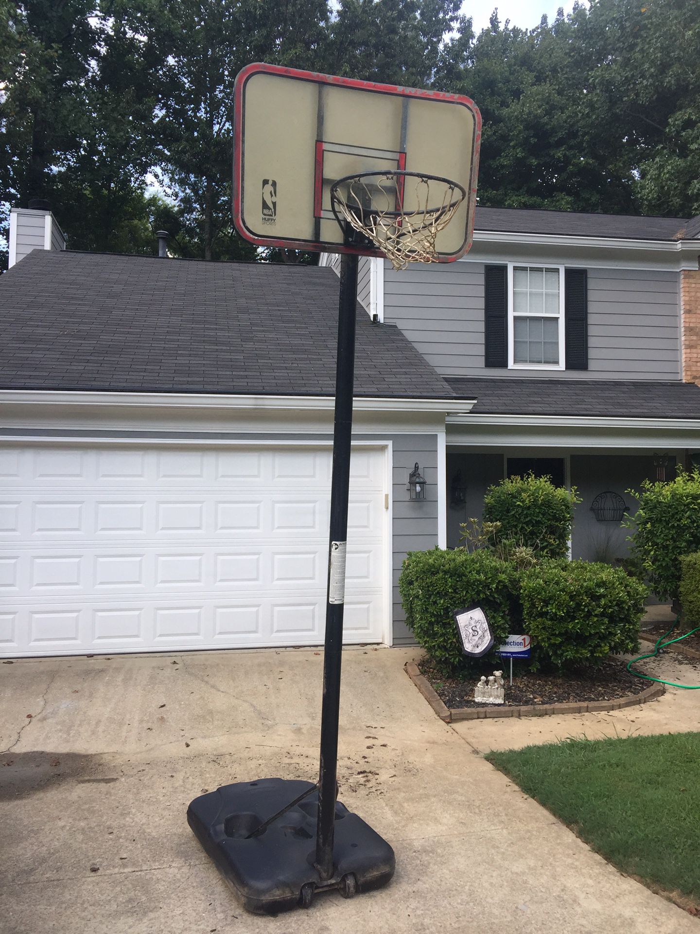 Free basketball pole and backboard - end of driveway - 1st come 1st serve