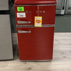 GALANZ GLR31TRDER MINI FRIDGE 3.1 Cubic Ft  D