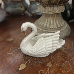 RARE LENOX SWAN FIGURE $200.00 Card Holder