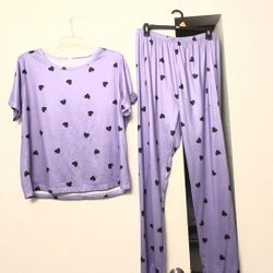 NEW woman 2 Piece Purple  Hearts Thin  Pj Set