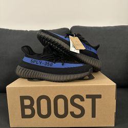 Yeezy 350 V2. Dazzling Blue. Size 10.5