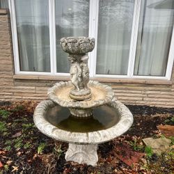 Electric Bird Bath/Water Fountain