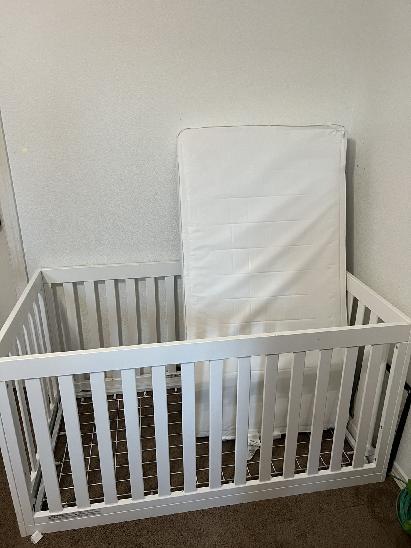 Crib  Matress Included 