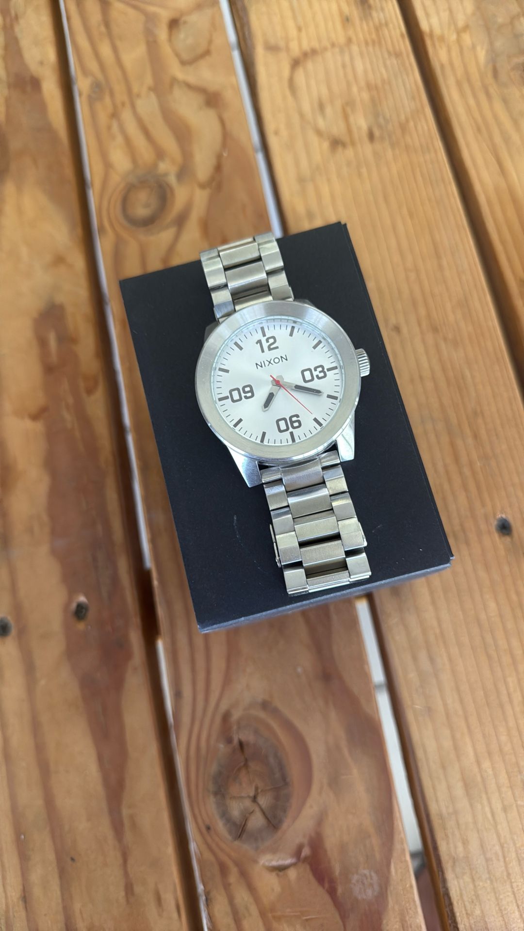 Nixon Men’s Watch Corporal SS Whit Silver