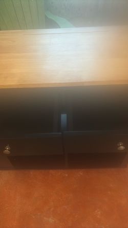 Rolling kitchen island