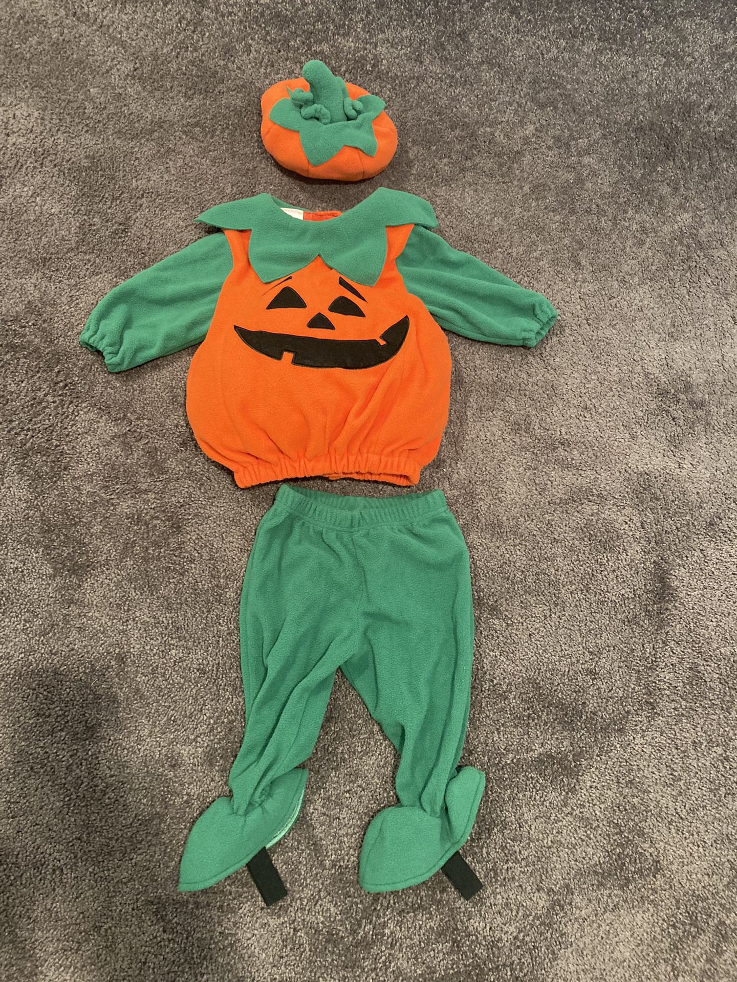 Miniwear Pumpkin Halloween costume 3 Piece Baby Size 12 Months Like New