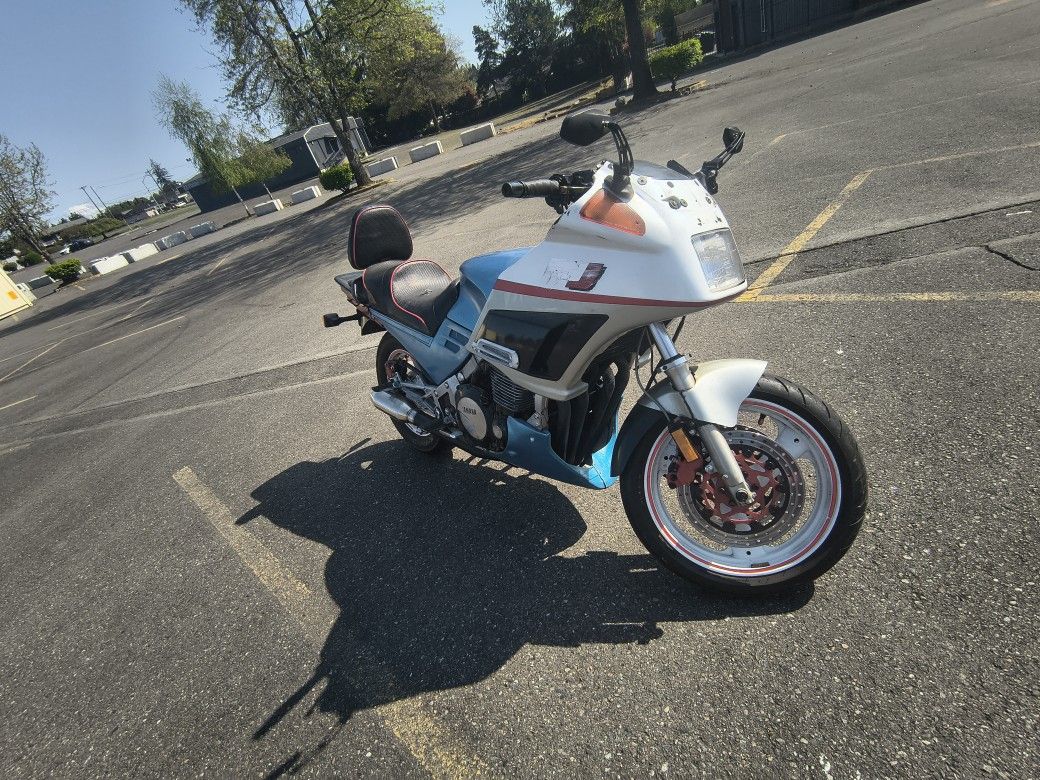 1989 Yamaha FJ1200