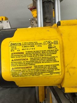 DeWalt DWS779 12" Sliding Compound Miter Saw