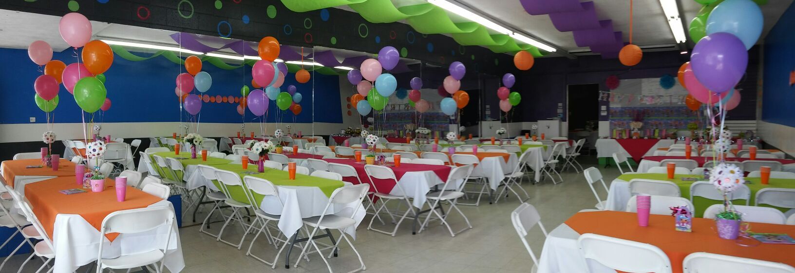 SALON PEQUEÑO PARA FIESTAS