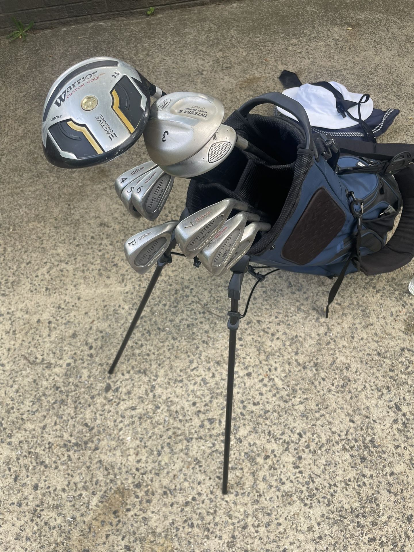 Golf Clubs 4-P And Driver, 3 Wood, Hybrid