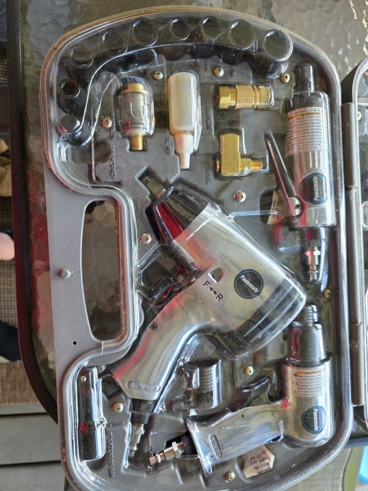Coleman Powermate Airtool Set NEW