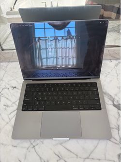 2023 MacBook Pro 14 M2 16GB 512GB Applecare