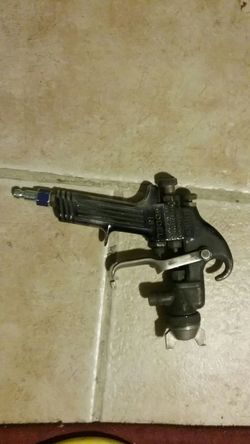 Paint gun