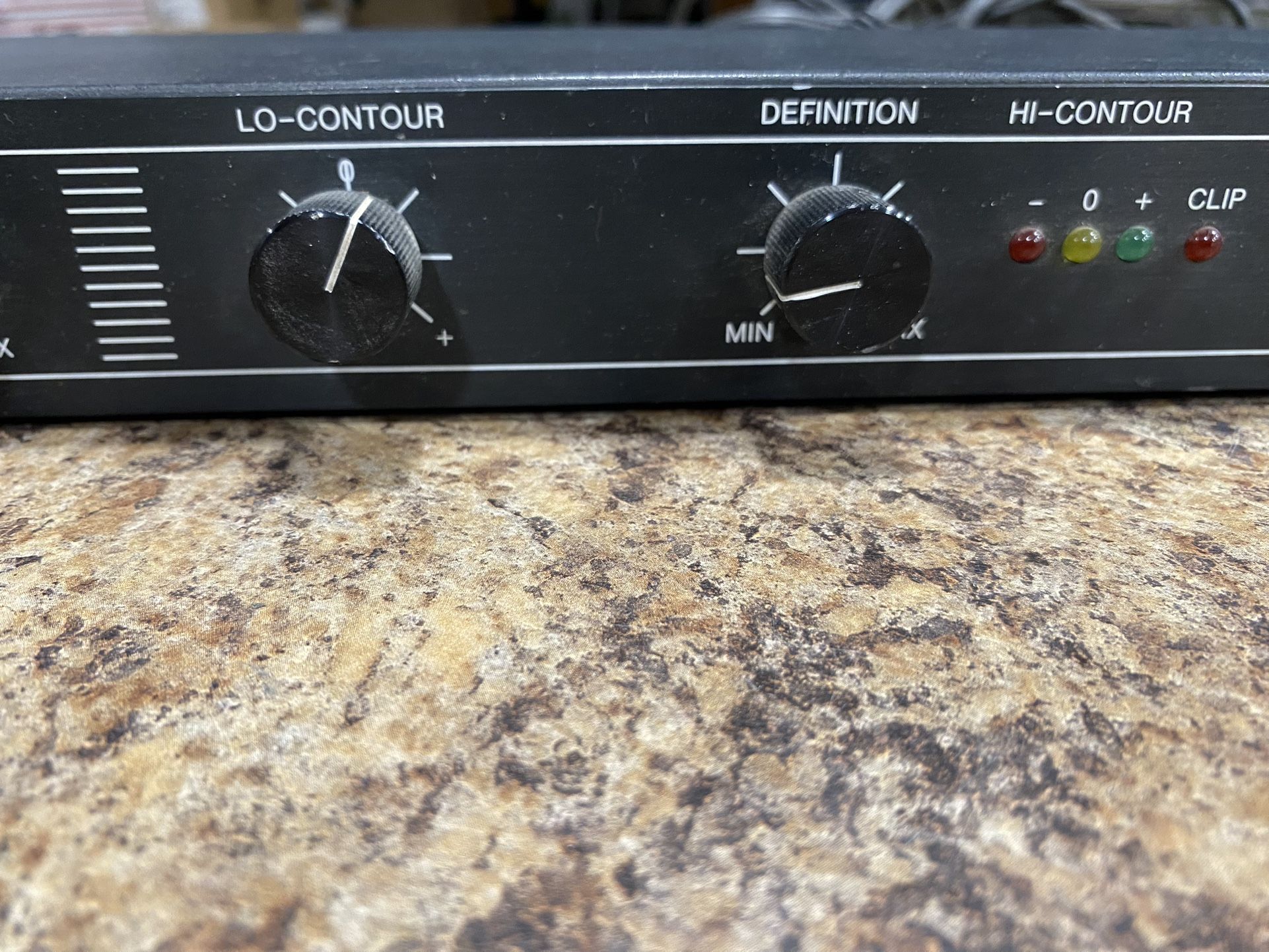 ギター BBE UNIMAX/SONIC MAXIMIZER MODEL 401 pair of Vintage BBE Unimax Sonic Maximizer Model 401