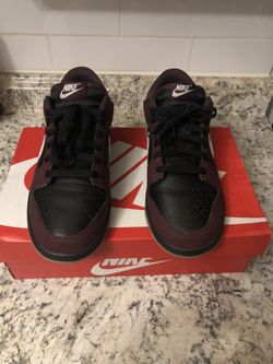 Nike Dunk Low for Women 8.5/ size 7 in men