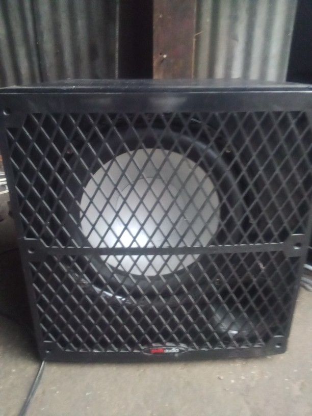 10' Polk Audio Powered Subwoofer Amp