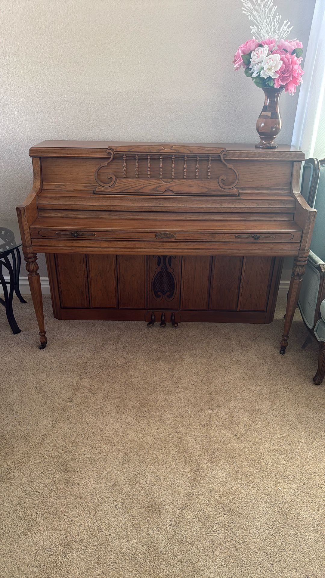 Piano. Wurlitzer