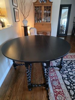 Ethan Allen 54 Inch Bifold Round Table
