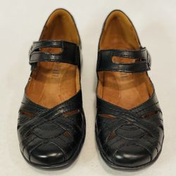 Cobb Hill Parker by New Balance Black Leather Mary Jane-Cutout-CAG22BK-6.5 Med