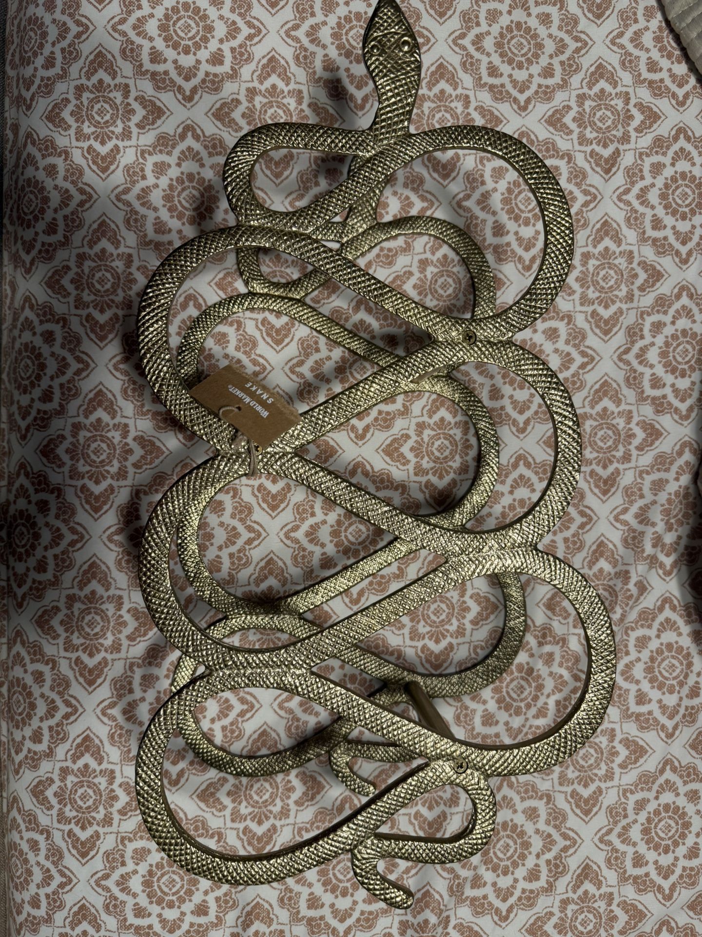 Gold snake Wine Take
