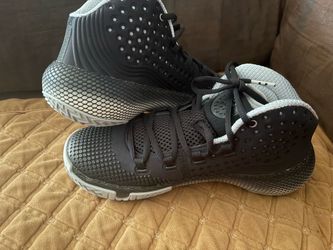Black Under Amour shoes