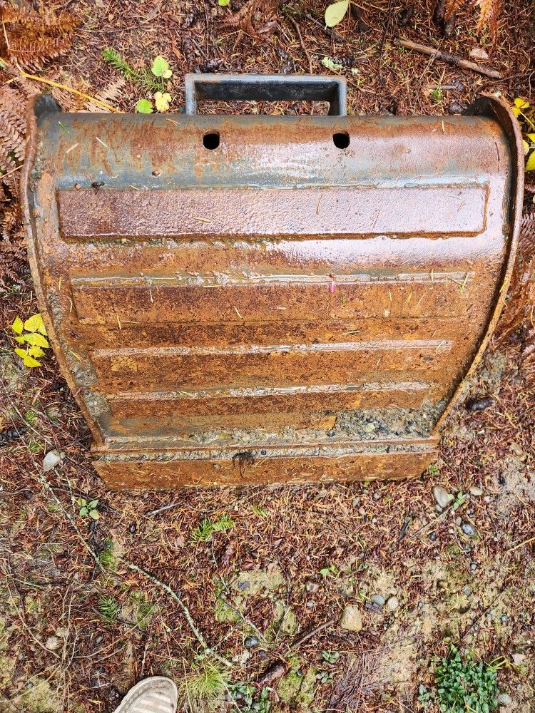 Bobcat 24" Grading Bucket