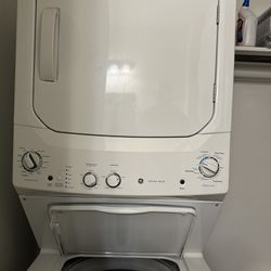 GE unitized spacemaker Washer/Dryer  