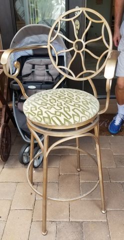 3 metal swivel stools